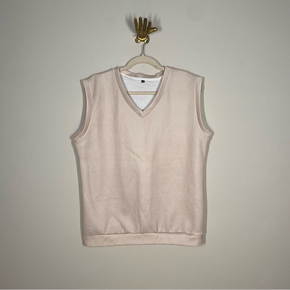 Amazon Tops - Classic V-Neck Knit Sweater Vest – Size XL